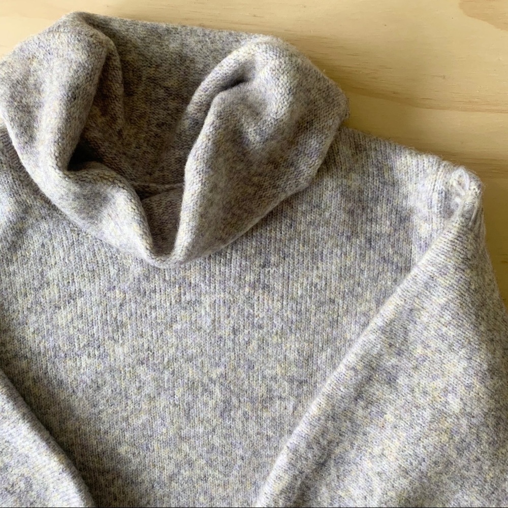 Max Edition Turtle Neck Sweater - Picture 2 of 7